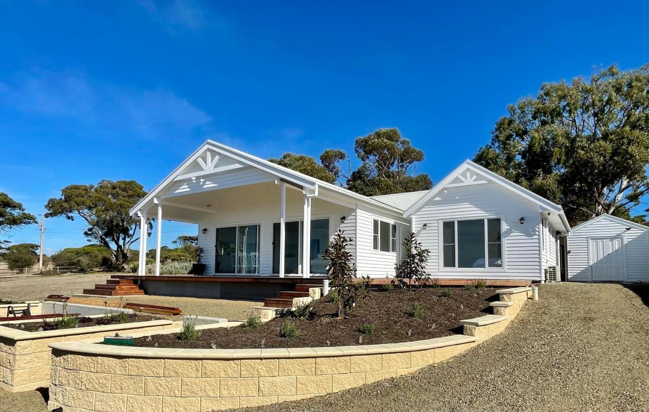 Magnolia Villa Emu Bay Exterior photo